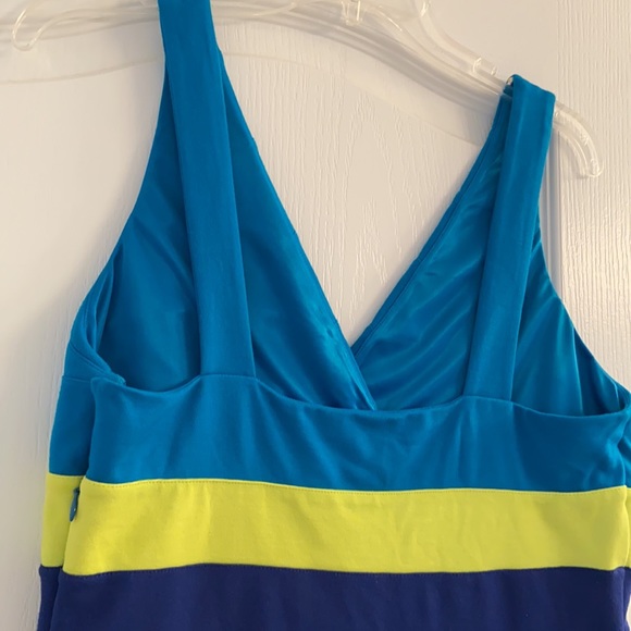 Express Dress - Picture 4 of 4